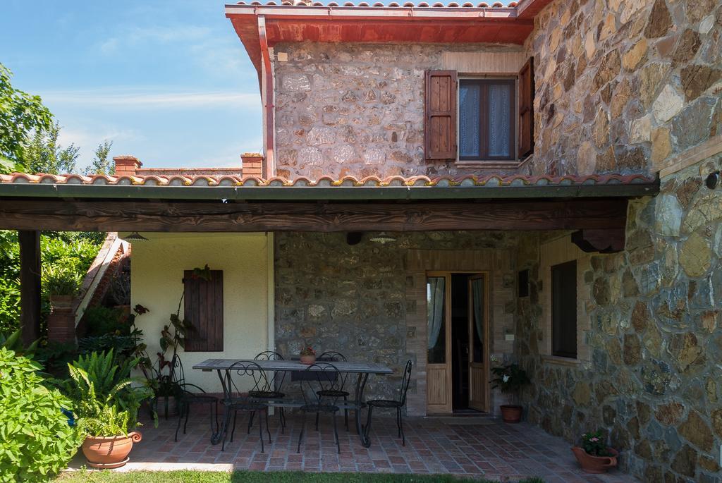 Fattoria Dei Cavalieri Apartment Sovana Cameră foto